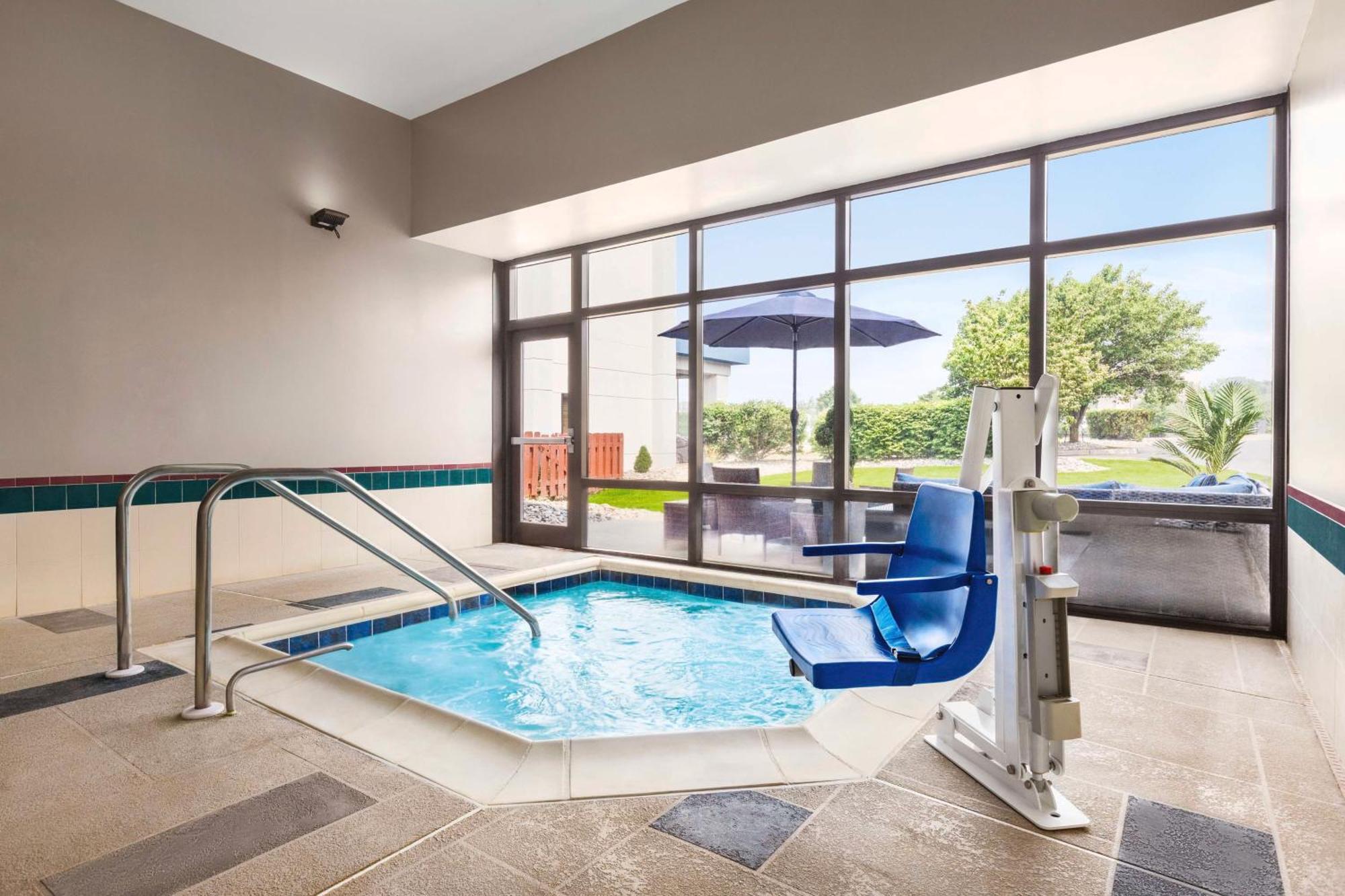 Hampton Inn Quakertown Eksteriør bilde